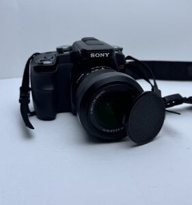 Sony Alpha a100 10.2MP Digital SLR Camera - Black (Kit w/ DT 18-70mm Lens)