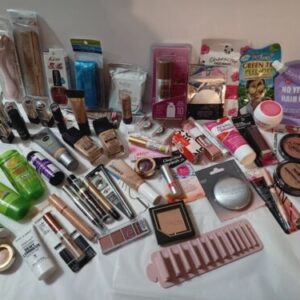 Wholesale Mixed MAKEUP BEAUTY Tools Products All New  50 Pc Bundle Lot