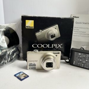 Nikon COOLPIX S6000 14.2MP Digital Camera Champagne Silver Bundle Tested