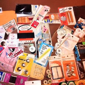 XL lot of VTG sewing supplies thread spools bond buttons buckle Bandex Scovill